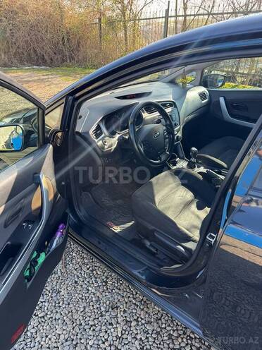 Kia Ceed 2013, 318,000 km - 1.4 l - Bakı