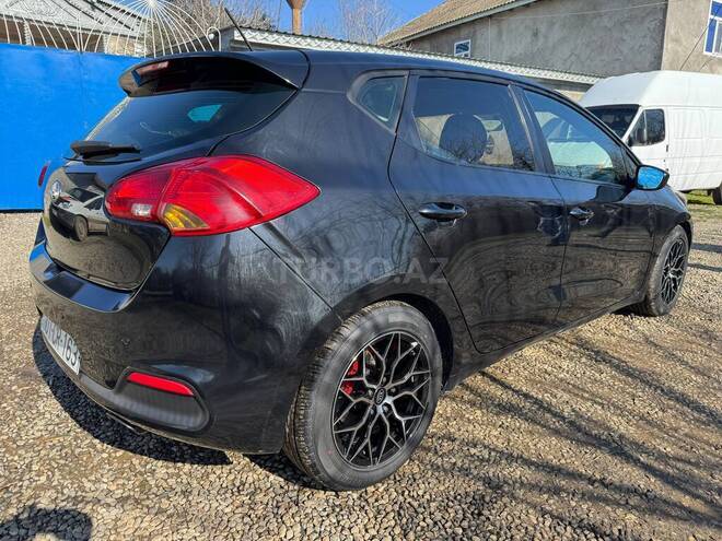 Kia Ceed 2013, 318,000 km - 1.4 l - Bakı