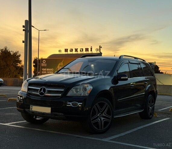 Mercedes GL 450 4MATIC 2007, 313,000 km - 4.7 l - Bakı