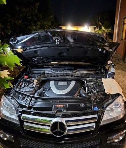 Mercedes GL 450 4MATIC 2007, 313,000 km - 4.7 l - Bakı