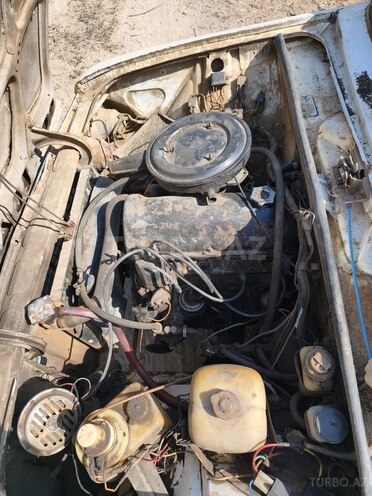 LADA (VAZ) 2106 1984, 584,585 km - 1.6 l - Salyan
