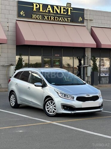 Kia  2017, 298,000 km - 1.6 l - Bakı