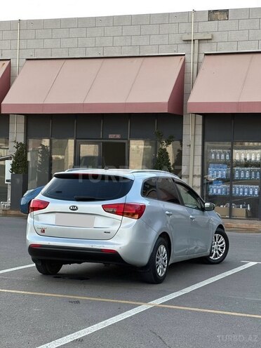 Kia  2017, 298,000 km - 1.6 l - Bakı