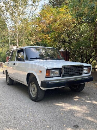 LADA (VAZ) 2107 2009, 74,580 km - 1.6 l - Quba