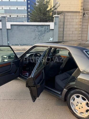 Mercedes E 200 1994, 350,000 km - 2.0 l - Bakı