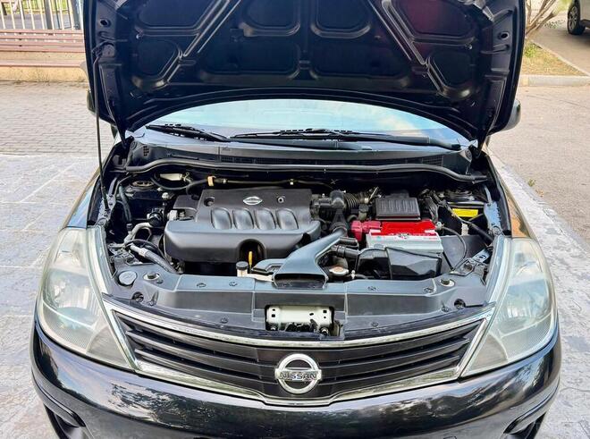 Nissan Tiida 2011, 154,195 km - 1.8 л - Bakı