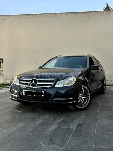 Mercedes C 200 2012, 215,000 km - 2.1 l - Bakı