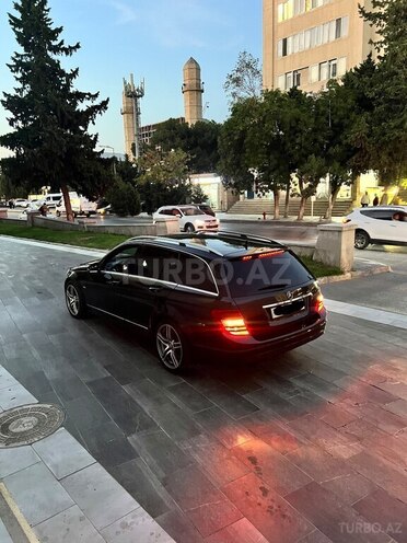 Mercedes C 200 2012, 215,000 km - 2.1 l - Bakı