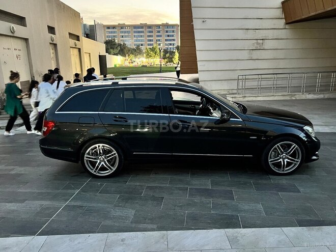 Mercedes C 200 2012, 215,000 km - 2.1 l - Bakı