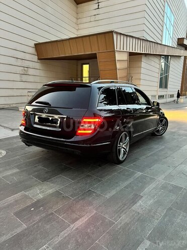 Mercedes C 200 2012, 215,000 km - 2.1 l - Bakı