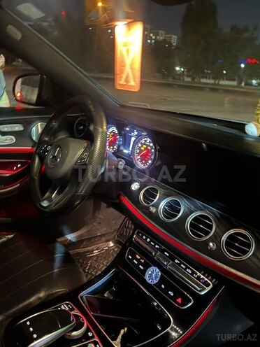 Mercedes E 300 4MATIC 2016, 211,361 km - 2.0 л - Bakı