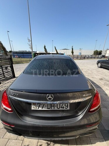 Mercedes E 300 4MATIC 2016, 211,361 km - 2.0 л - Bakı