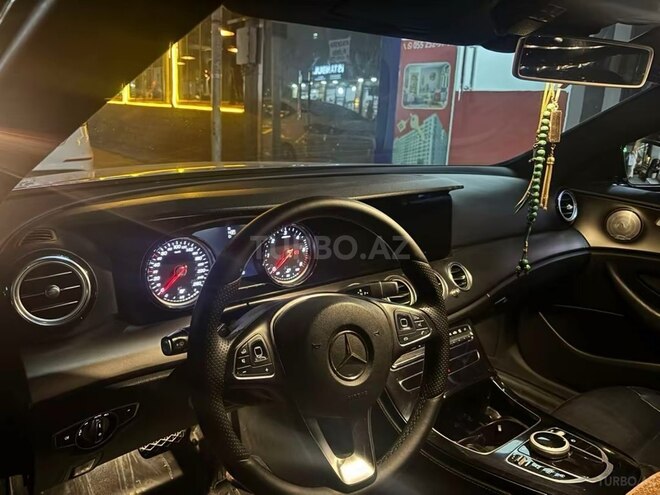 Mercedes E 220 d 2017, 193,000 km - 2.0 l - Bakı