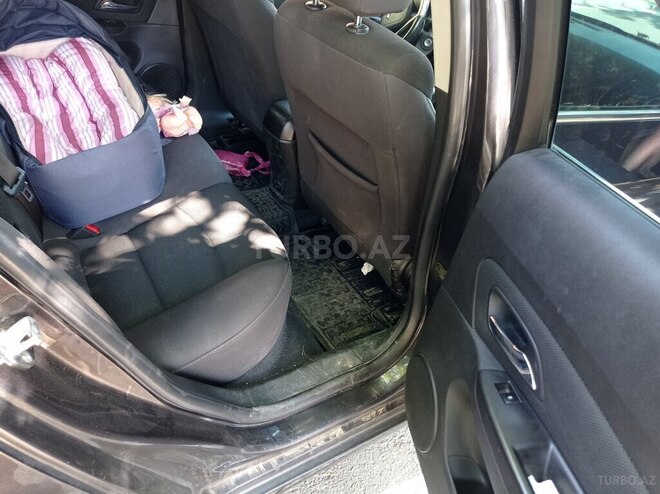 Chevrolet Cruze 2015, 270,000 km - 1.4 л - Qazax