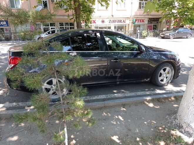 Chevrolet Cruze 2015, 270,000 km - 1.4 л - Qazax