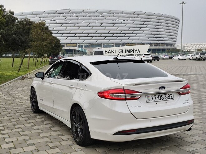Ford Fusion (North America) 2018, 145,800 km - 2.0 l - Bakı