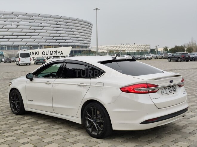 Ford Fusion (North America) 2018, 145,800 km - 2.0 l - Bakı
