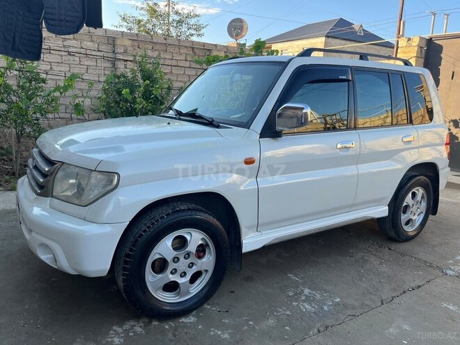Mitsubishi Pajero io 2001, 326,000 km - 2.0 l - Bakı