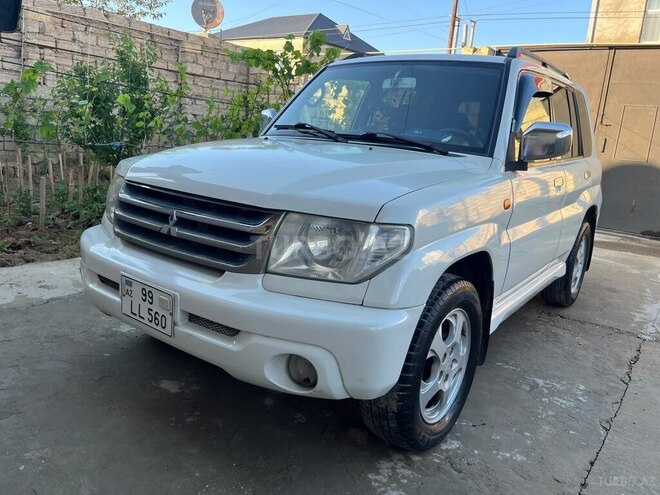 Mitsubishi Pajero io 2001, 326,000 km - 2.0 l - Bakı