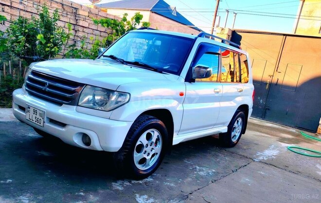 Mitsubishi Pajero io 2001, 326,000 km - 2.0 l - Bakı