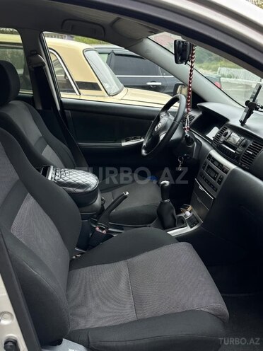 Toyota Corolla 2006, 325,000 km - 1.4 l - Bakı