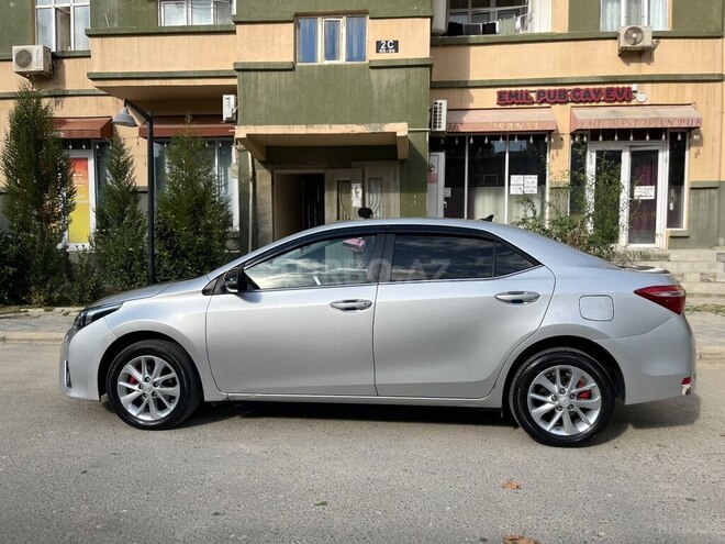 Toyota Corolla 2014, 141,000 km - 1.6 l - Bakı