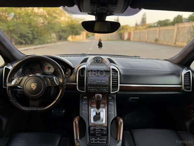 Porsche Cayenne S 2011, 245,000 km - 4.8 л - Bakı