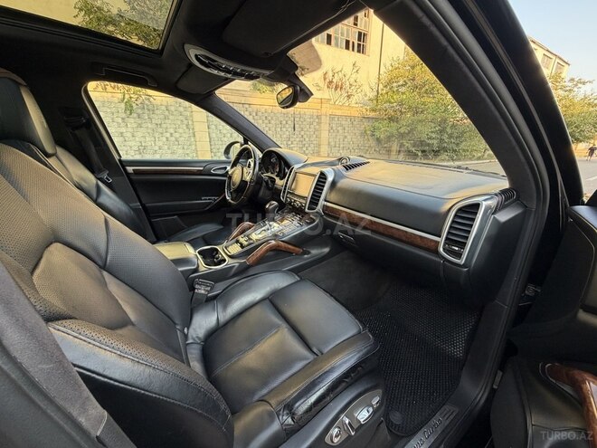 Porsche Cayenne S 2011, 245,000 km - 4.8 л - Bakı