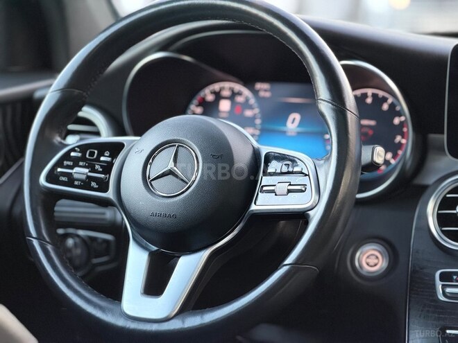 Mercedes GLC 300 4MATIC 2019, 74,000 km - 2.0 l - Bakı