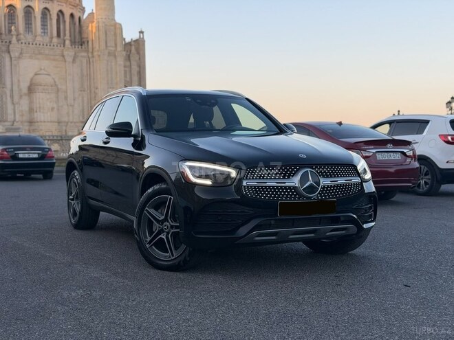 Mercedes GLC 300 4MATIC 2019, 74,000 km - 2.0 l - Bakı