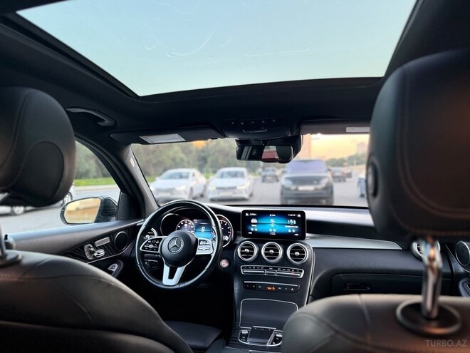 Mercedes GLC 300 4MATIC 2019, 74,000 km - 2.0 l - Bakı