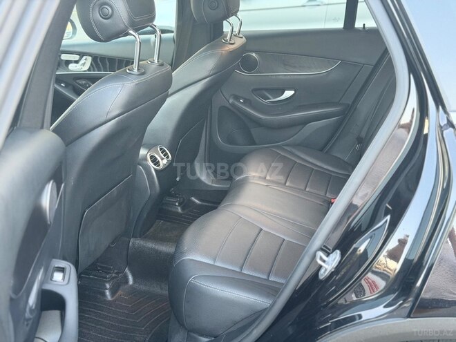 Mercedes GLC 300 4MATIC 2019, 74,000 km - 2.0 l - Bakı
