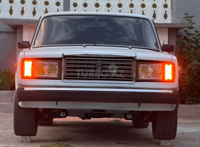 LADA (VAZ) 2107 2005, 134,000 km - 1.6 l - Sabirabad