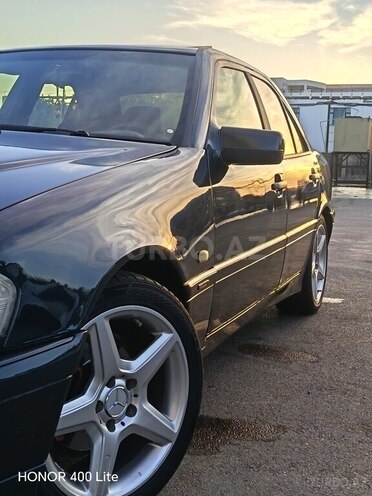 Mercedes C 220 1996, 330,000 km - 2.2 l - Bakı