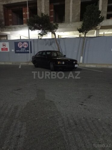 BMW 520 1990, 123,456 km - 2.0 l - Bakı