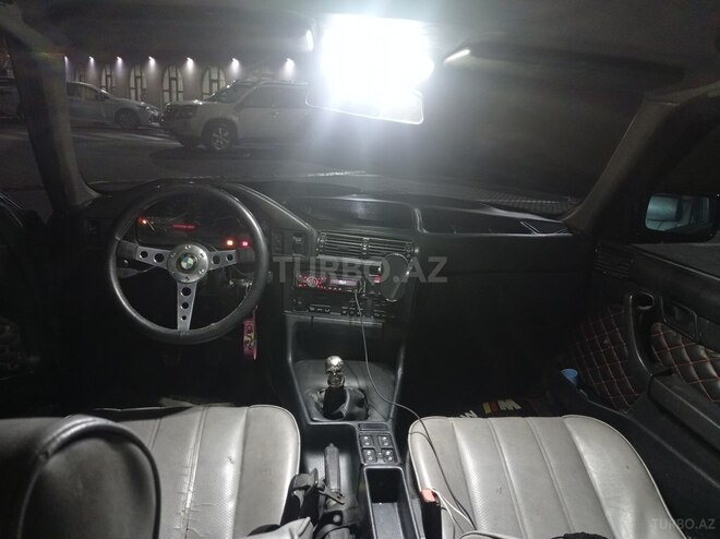 BMW 520 1990, 123,456 km - 2.0 l - Bakı