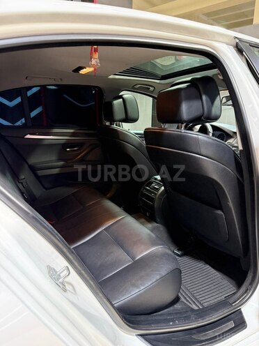 BMW 528 2013, 290,000 km - 2.0 l - Sumqayıt