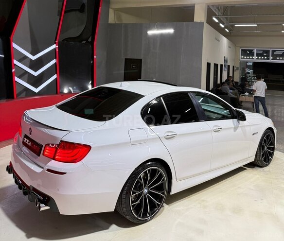 BMW 528 2013, 290,000 km - 2.0 l - Sumqayıt