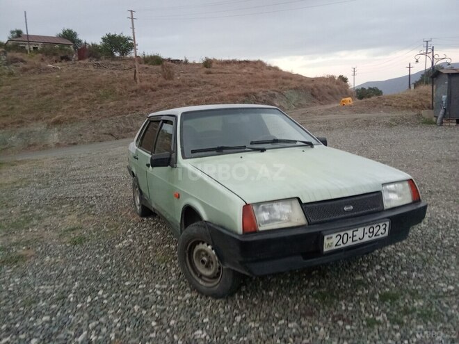 LADA (VAZ) 21099 2003, 360,000 km - 1.5 l - 