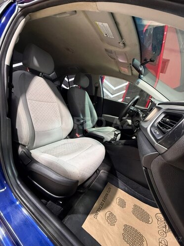 Kia Rio 2017, 273,588 km - 1.6 l - Sumqayıt
