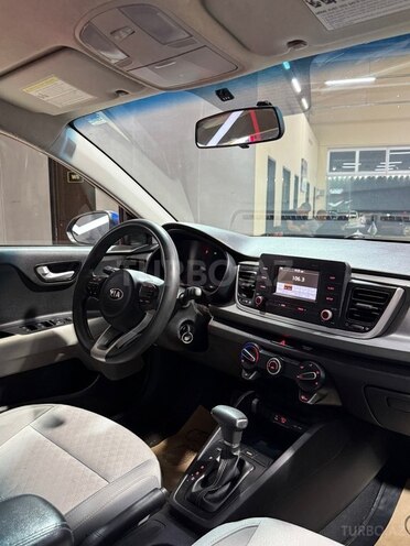 Kia Rio 2017, 273,588 km - 1.6 l - Sumqayıt