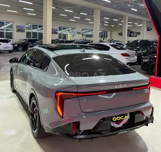 Kia  2025, 5,568 km - 2.0 л - Sumqayıt