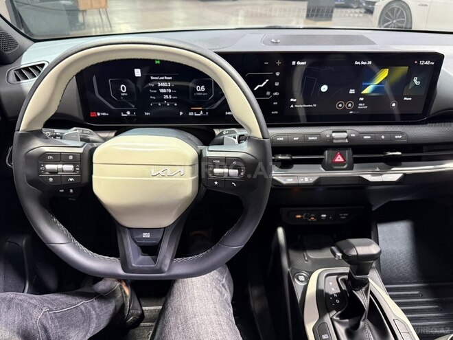 Kia  2025, 5,568 km - 2.0 л - Sumqayıt