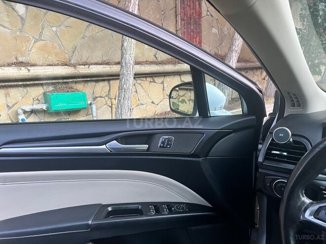 Ford Fusion (North America) 2017, 128,000 km - 2.0 l - Bakı