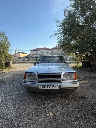 Mercedes  1993, 600,000 km - 2.0 l - Bakı