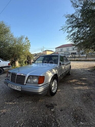 Mercedes  1993, 600,000 km - 2.0 l - Bakı