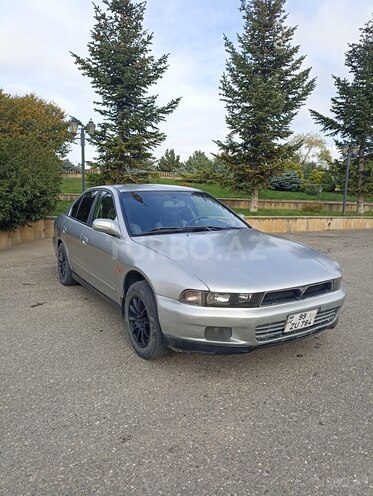 Mitsubishi Galant 1997, 346,000 km - 2.0 l - Qusar