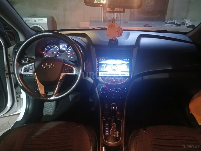 Hyundai Accent 2015, 217,350 km - 1.4 l - Bakı