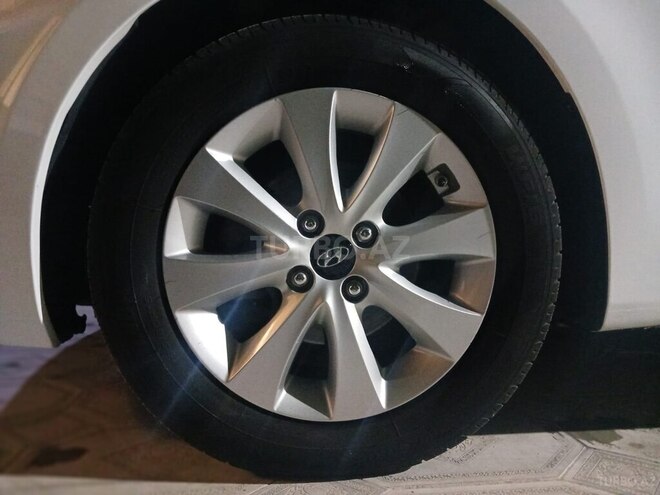 Hyundai Accent 2015, 217,350 km - 1.4 l - Bakı