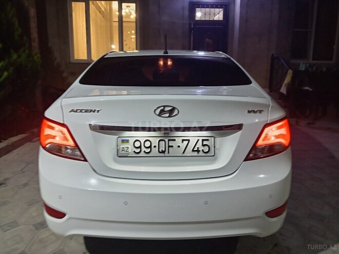 Hyundai Accent 2015, 217,350 km - 1.4 l - Bakı